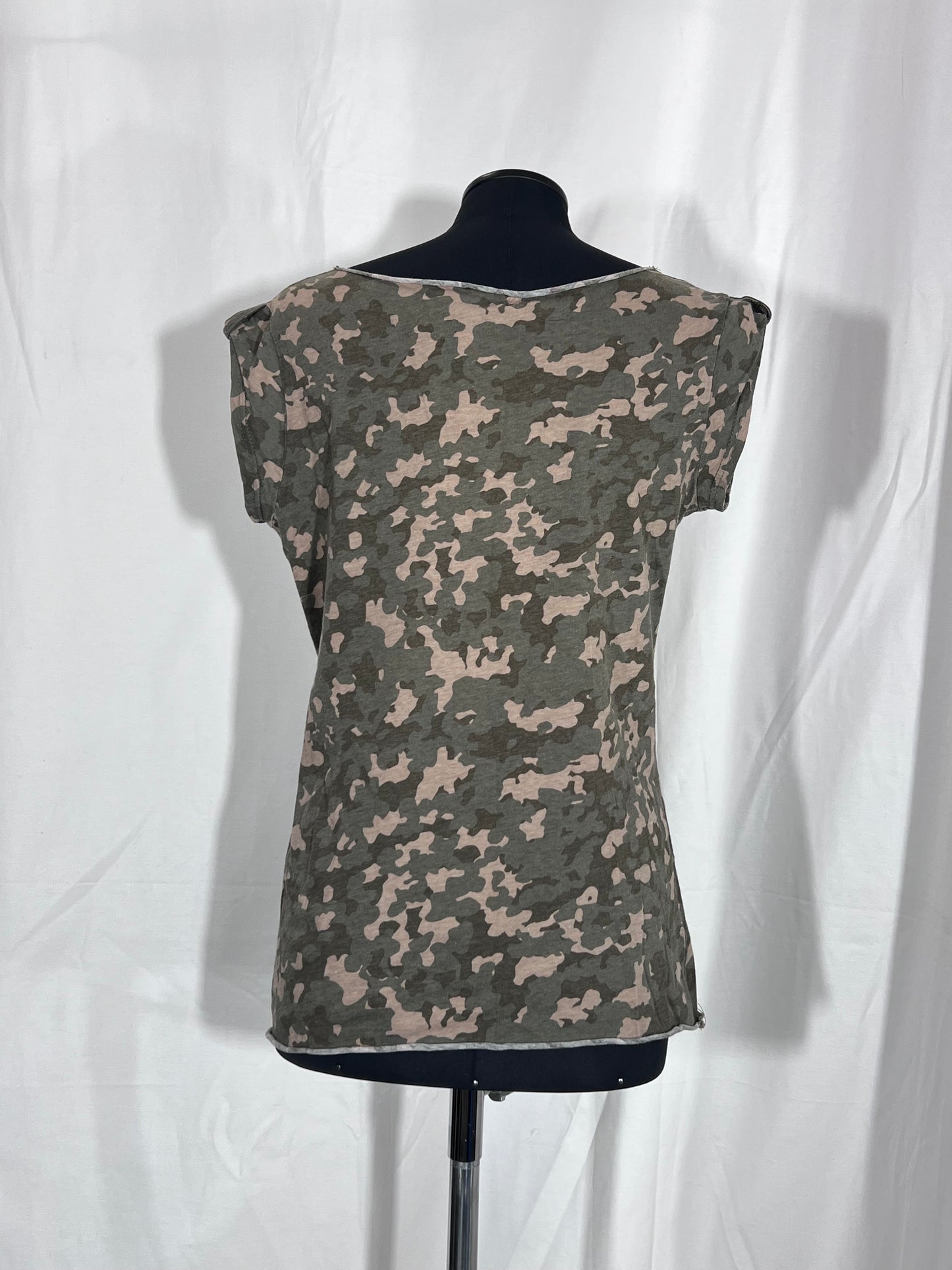 2. Hand Größe M Shirt Camouflage