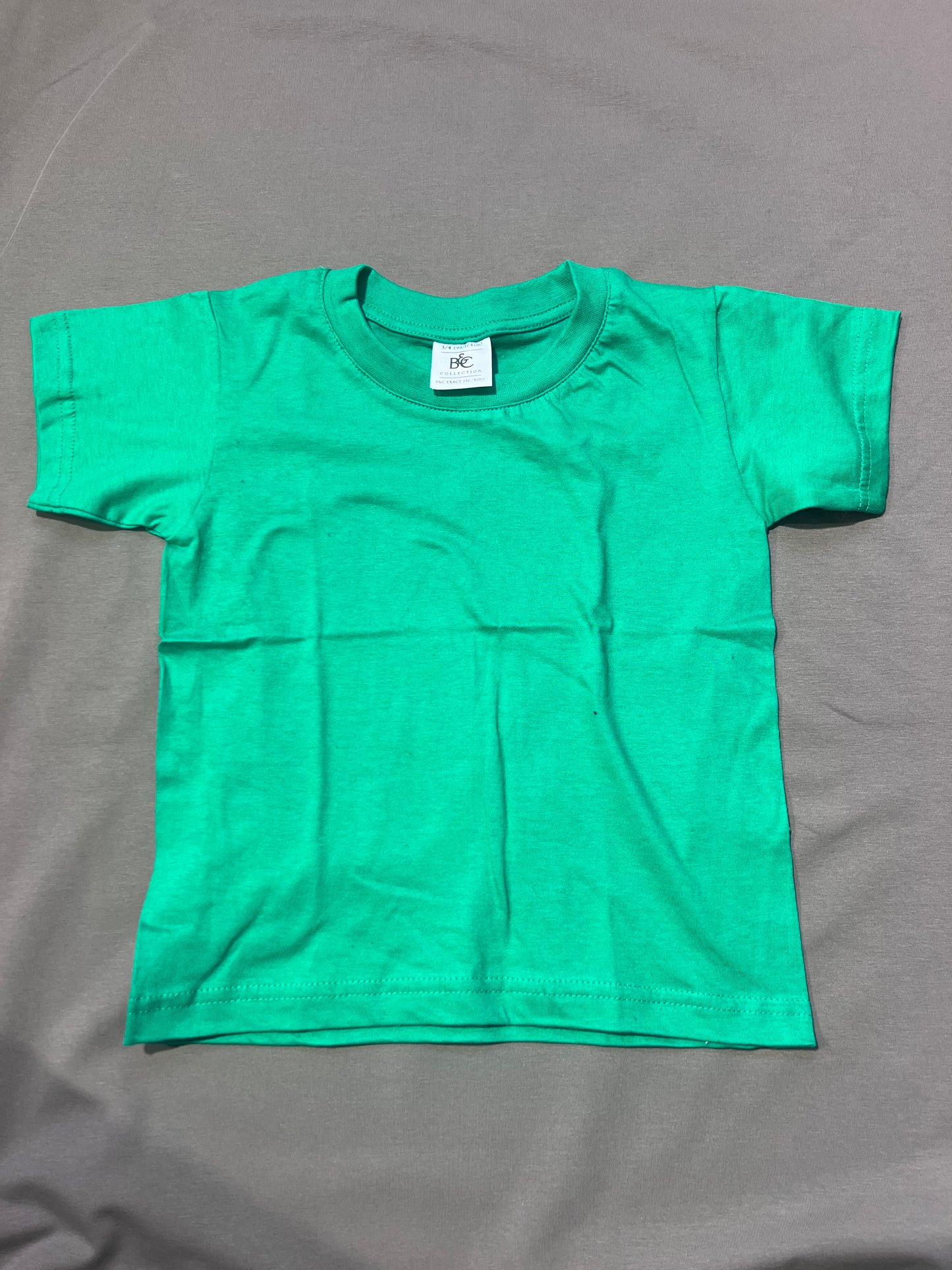 Kinder shirt 3-4 Jahre grün