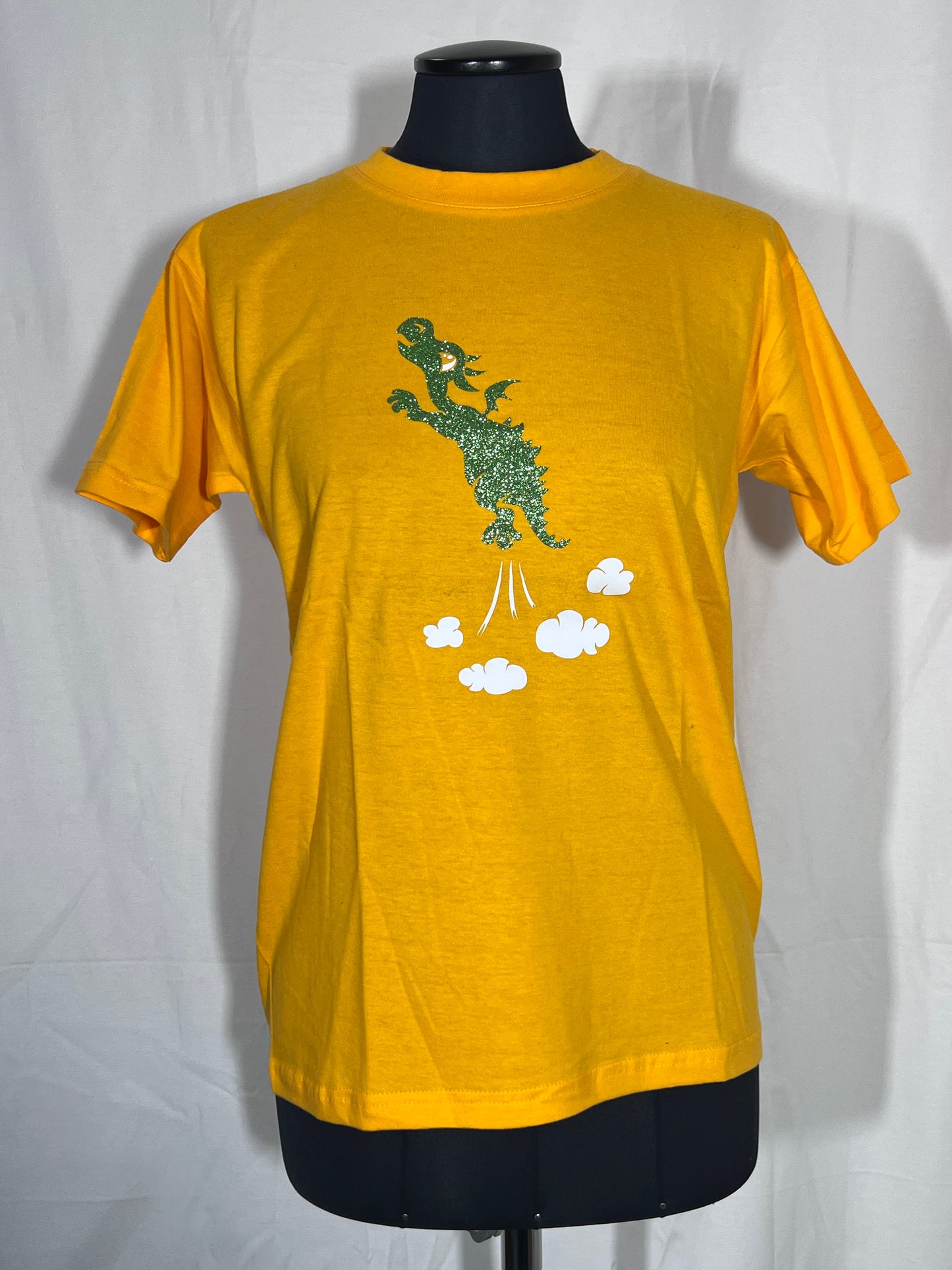 Children's shirt 12+ years yellow with a green dragon