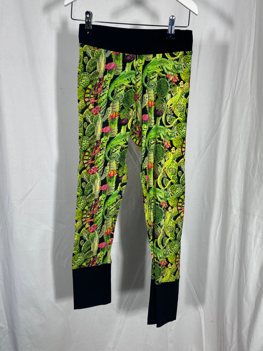 2. Hand Größe S hell grüne Leggins